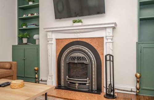 Clintonville Casa | Clintonville Charm