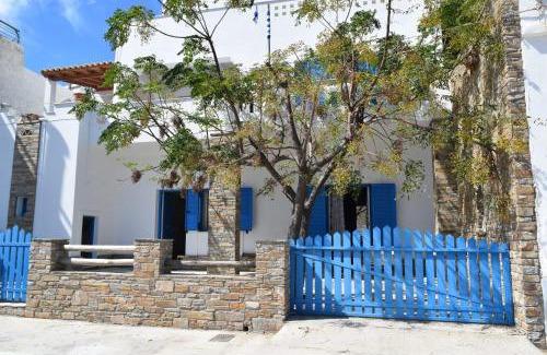 Ormos Korthiou Casa | CLIO'S BEACH HOUSE - DELUXE BEACH FRONT PROPERTY