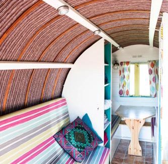 Rathdrum Otro | Clissmann Horse Caravans Glamping