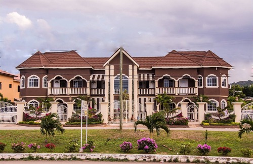 Discovery Bay Apartamento | ClockTower Apartments
