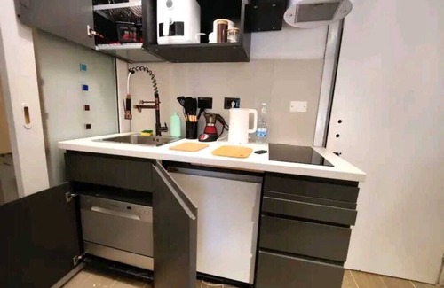 Gorla Apartamento | CloClo House: Design & Vintage above Metro: Nolo Area