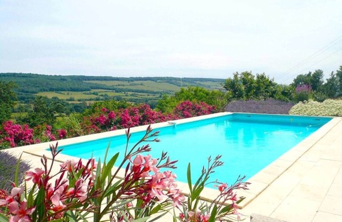 Montoillot Casa | Clos de Fougères - Les Fleurières