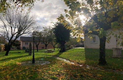 Seurre Casa | Le Clos des Soeurs-Casa-Baño privado con bañera