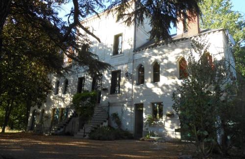 Bagneux Cama Y Desayuno | Clos du Bois Brard B&B