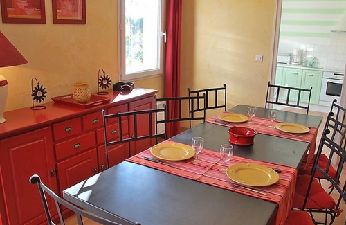 Lagnes Casa | Clos Saint Joseph by Interhome