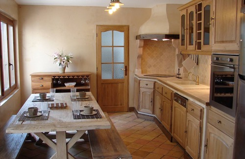 Vallon-Pont-d'Arc Casa | "Clos Saint Joseph" con piscina cubierta climatizada y spa abierto todo el año