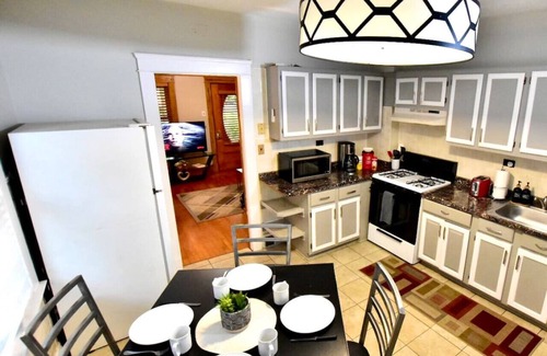 Lakewood Apartamento | Ridgewood Front- Super Cool Place cerca de todo
