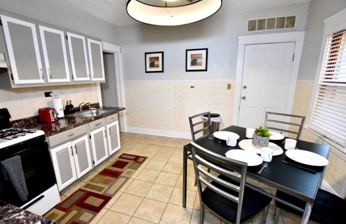 Lakewood Apartamento | Ridgewood Front- Super Cool Place cerca de todo