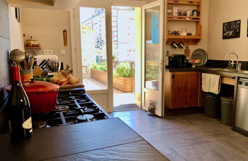 Saint-Jean-de-Ceyrargues Casa | Cerca de Uzès, caserío del pueblo restaurada