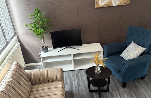 Thamesmead Casa | Close London City Airport- PetOK - Free Parking