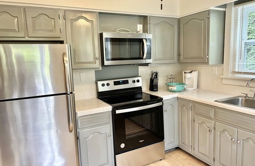 Monroeville Casa | Close to all things in Pittsburgh