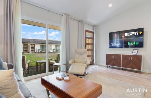 Barton Hills Apartamento | Close to Barton Springs + Zilker | King BR + Patio