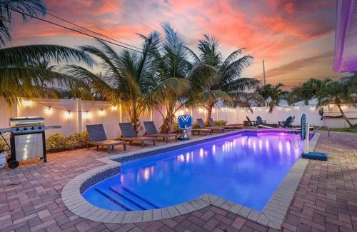Deerfield Beach Villa | Close to Beach 4 Br with Private Heated Pool