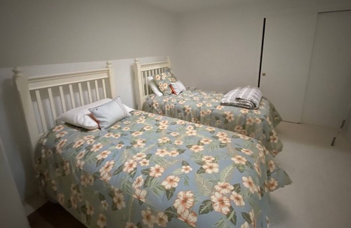 Mews Village Casa | Close to Beach, new Hot Tub, and on Golf course - patio home on Cape Cod