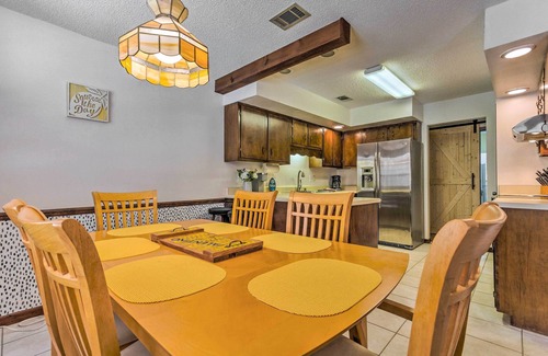 Niceville Casa | Close to Beaches - Family-Friendly Home w/ Pool!