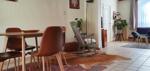 Assebroek Casa | Close to centre, 3 rooms, 2 bathr & wc, free parking & wifi, spacious living area & kitchen