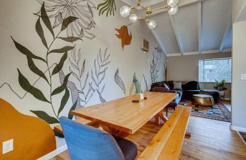 Arvada Plaza Area Casa | Close to Denver & Golden - Perfect for Groups