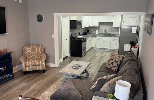 Geneva Apartamento | Close to downtown, Hobart college , and beautiful Seneca lake