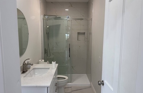 Guelph Apartamento | Close to Downtown/University of Guelph Personal Room 1