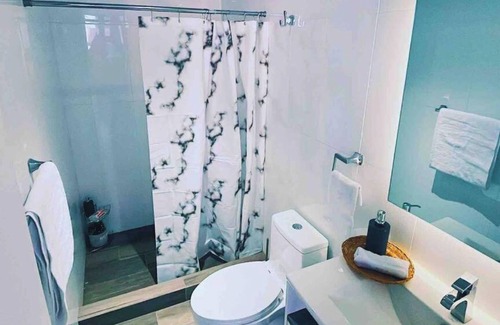 Zona Historico Apartamento | ¡Cerca de exclusivos centros comernciales! Apartamento moderno Airali Zona 10
