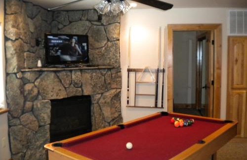 Black Bart Casa | Close To Everything Newly Built With Games Room