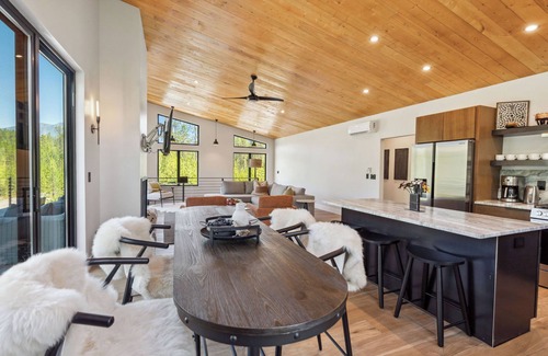 Whitefish Casa | Close to Glacier Park Entrance