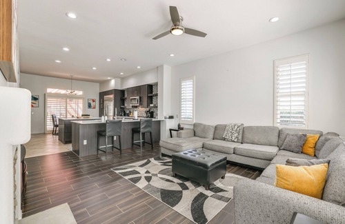 Palm Desert Casa | Close to Golf Courses! Home w/ Pool in Palm Desert