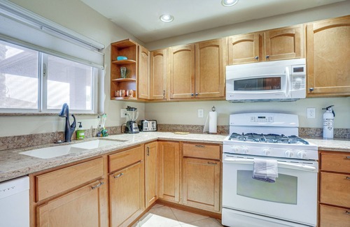 Sun City Casa | Close to Golf: Sun City Escape w/Furnished Porch!