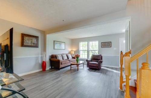 Rossville Casa | Close to Hospital and White Marsh! Rosedale Townhome