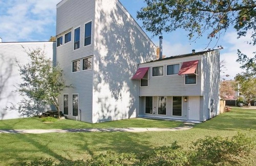 Baton Rouge Casa | Close to hospitals&I-10/2 bedroom/2bath/Townhome
