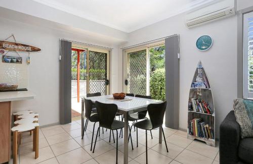 Hawks Nest Casa | Close to Jimmys Beach