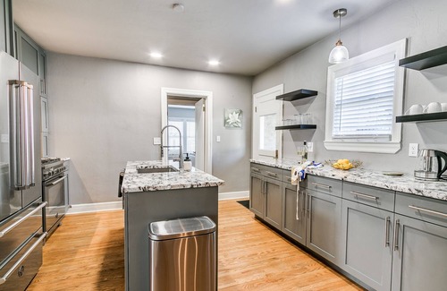 Central Oklahoma City Casa | 3 King Beds~2 Living Areas~Close to Fairgrounds