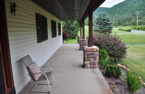 Spruce Creek Casa | Cerca de Penn State, Grier School, Juniata College, Raystown Lake, Tussey MTN