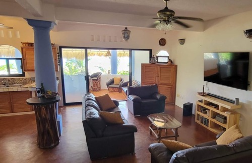 Santa María Tonameca Casa | Close To Puerto Escondido ~ Beachfront Casa Wahaka