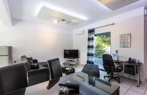 Houdetsi Villa | Cerca de la playa de arena y servicios
