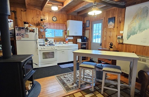 Greenville Junction Cabina | Close to Ski Mountain.
