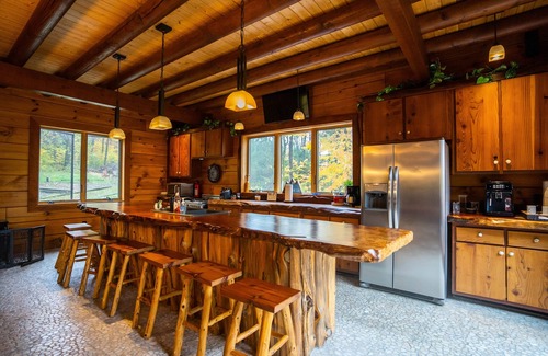 Ellicottville Casa | Close to ski slopes and center of ellicottville