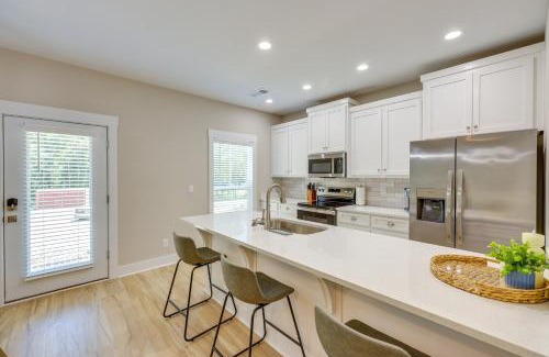 Millbrook Apartamento | Close to Sports Complex Modern Millbrook Duplex!