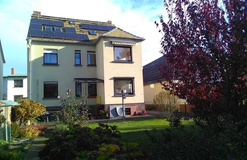 Dessau-Rosslau Apartamento | Apartamento en el último piso (Antje) - ¡Apartamento con vivienda sostenible en Fischer en Bauhaus!