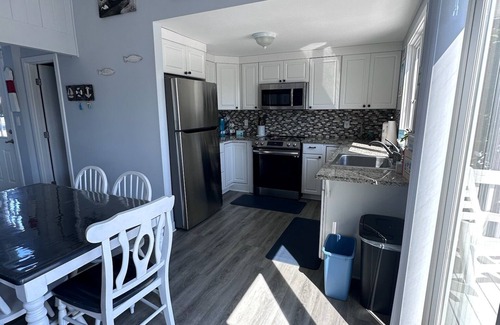 Barnegat Light Casa | Close to the Bay and Beach! 5 BDR in the heart of Barnegat Light