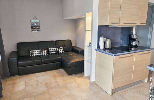 Port Grimaud Apartamento | Cerca de la playa, apartamento 3/4 personas y amarre