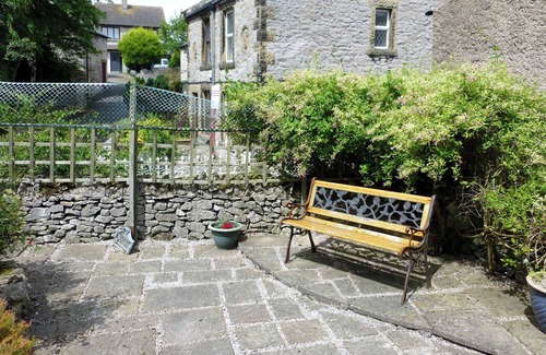 Peak District National Park Cabaña | 2 bedroom accommodation in Bradwell