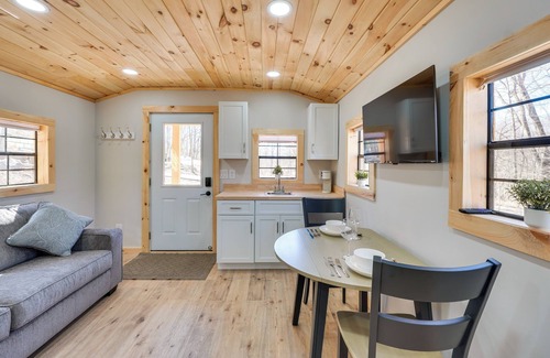 Westbrookville Apartamento | Close to Trails: Studio w/Water Views