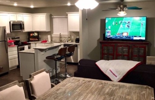 Fayetteville Casa | Hogzone en Blackstone