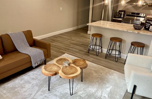 Fairview Shores Casa | Close to Universal, IOA and downtown Orlando King 2 Bedroom & dedicated office