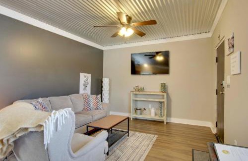Greenwood Apartamento | Close to Uptown and Hospital Greenwood Studio