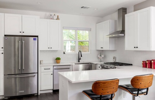 MLK Casa | Close to UT, Free Parking | In the Green - Portoro