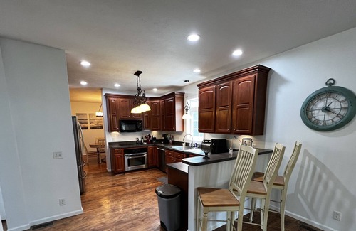 Petoskey Casa | Close to water activities, golfing, snowmobiling, skiing or outdoor fun