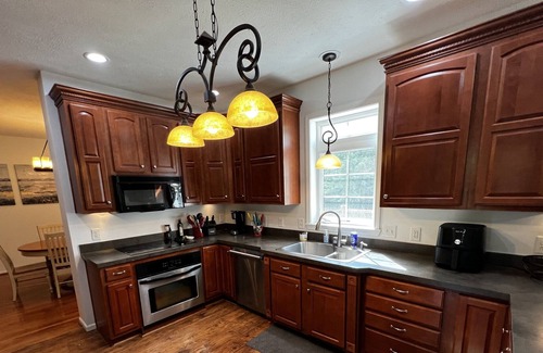 Petoskey Casa | Close to water activities, golfing, snowmobiling, skiing or outdoor fun