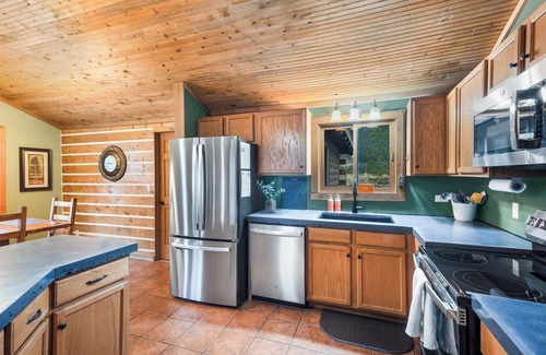 South Fork Casa | Close to Wolf Creek Ski Area/Private Hot Tub/ATVs Welcome/Firepit